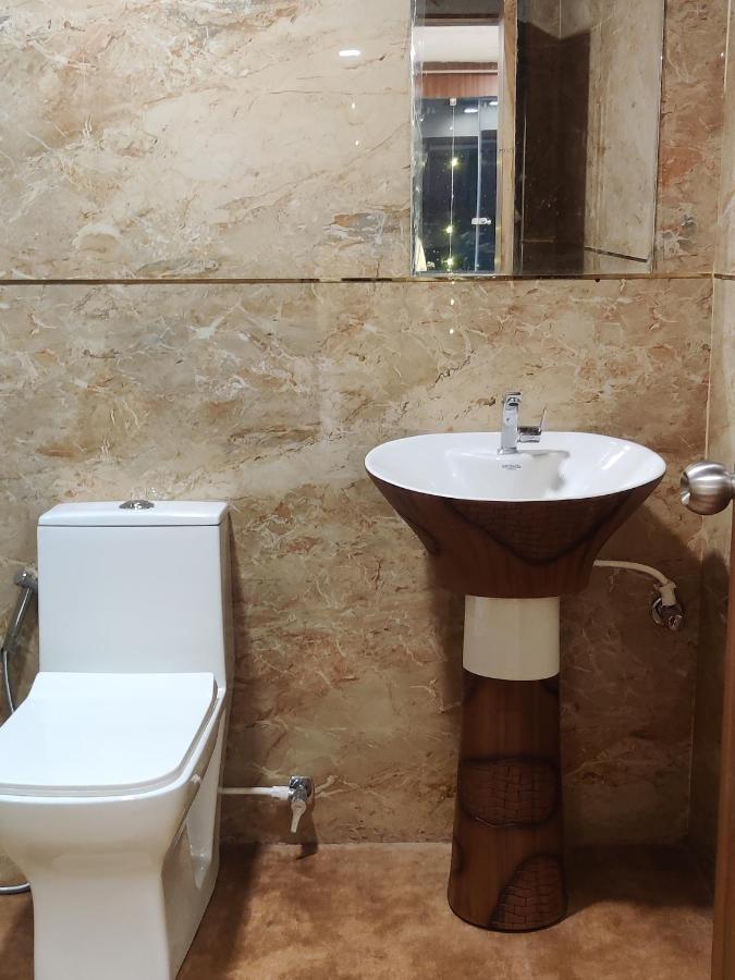 Hotel Shreeji Residency Pachmarhi ภายนอก รูปภาพ