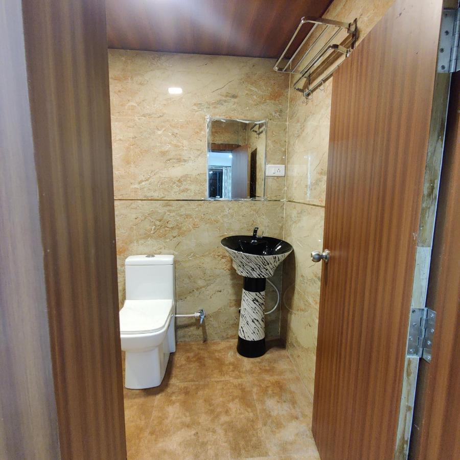 Hotel Shreeji Residency Pachmarhi ภายนอก รูปภาพ